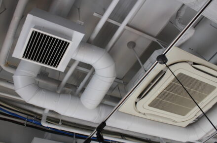 空調工事・天井